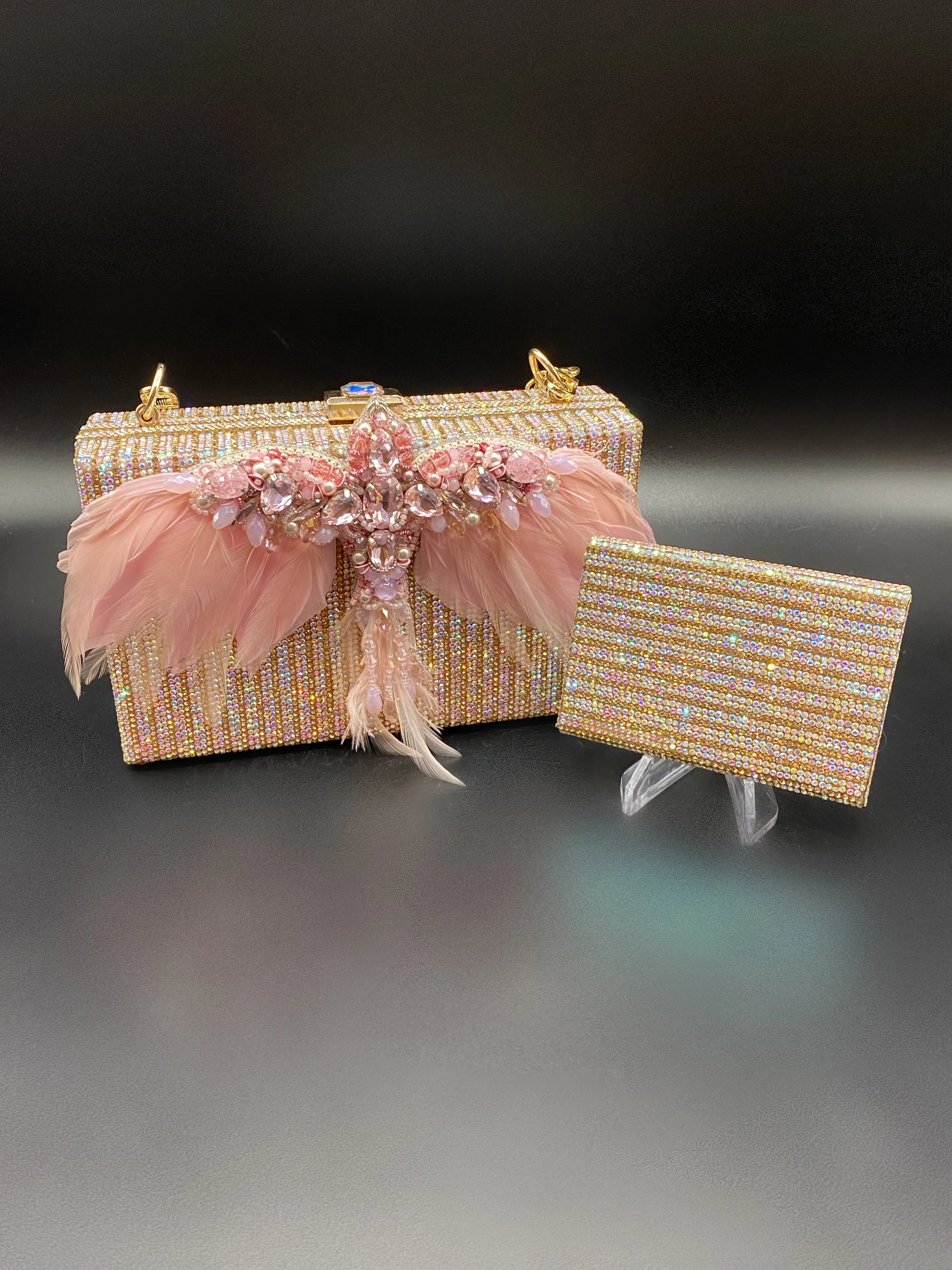 AB Linear Card Holder