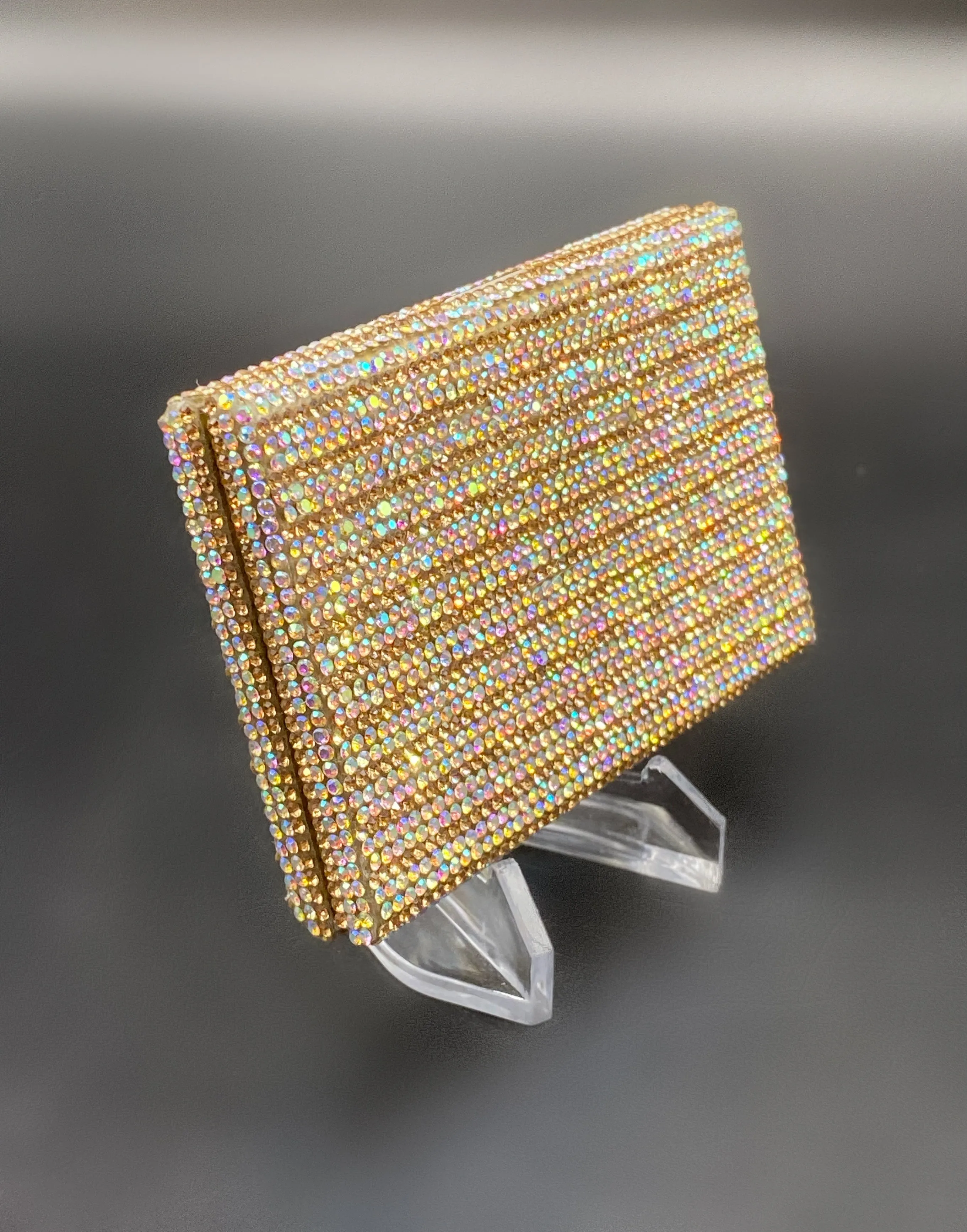 AB Linear Card Holder