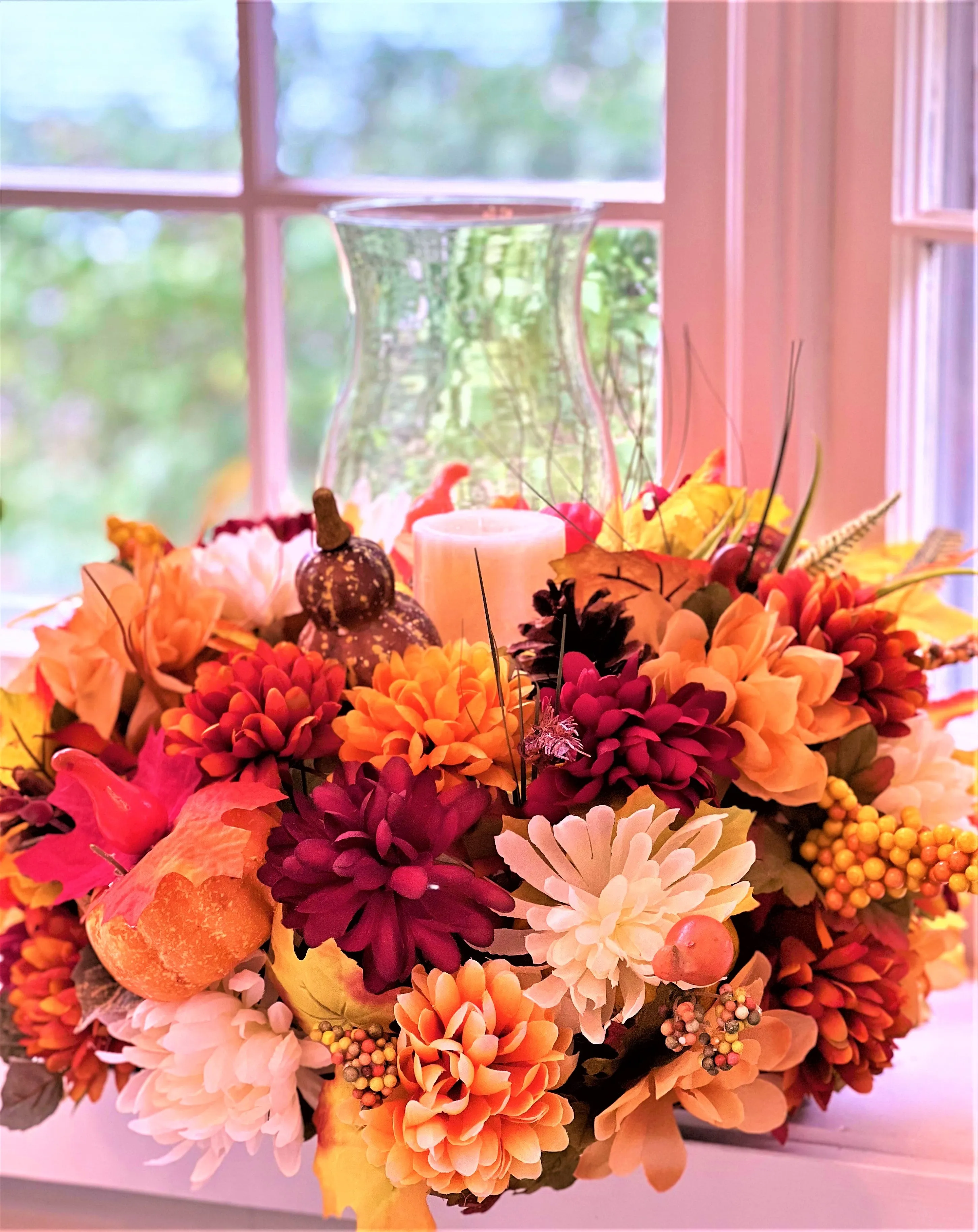Centerpiece-Harvest Pumpkin Centerpiece 10H"x 15" Round x 11.5" Hurricane Vase