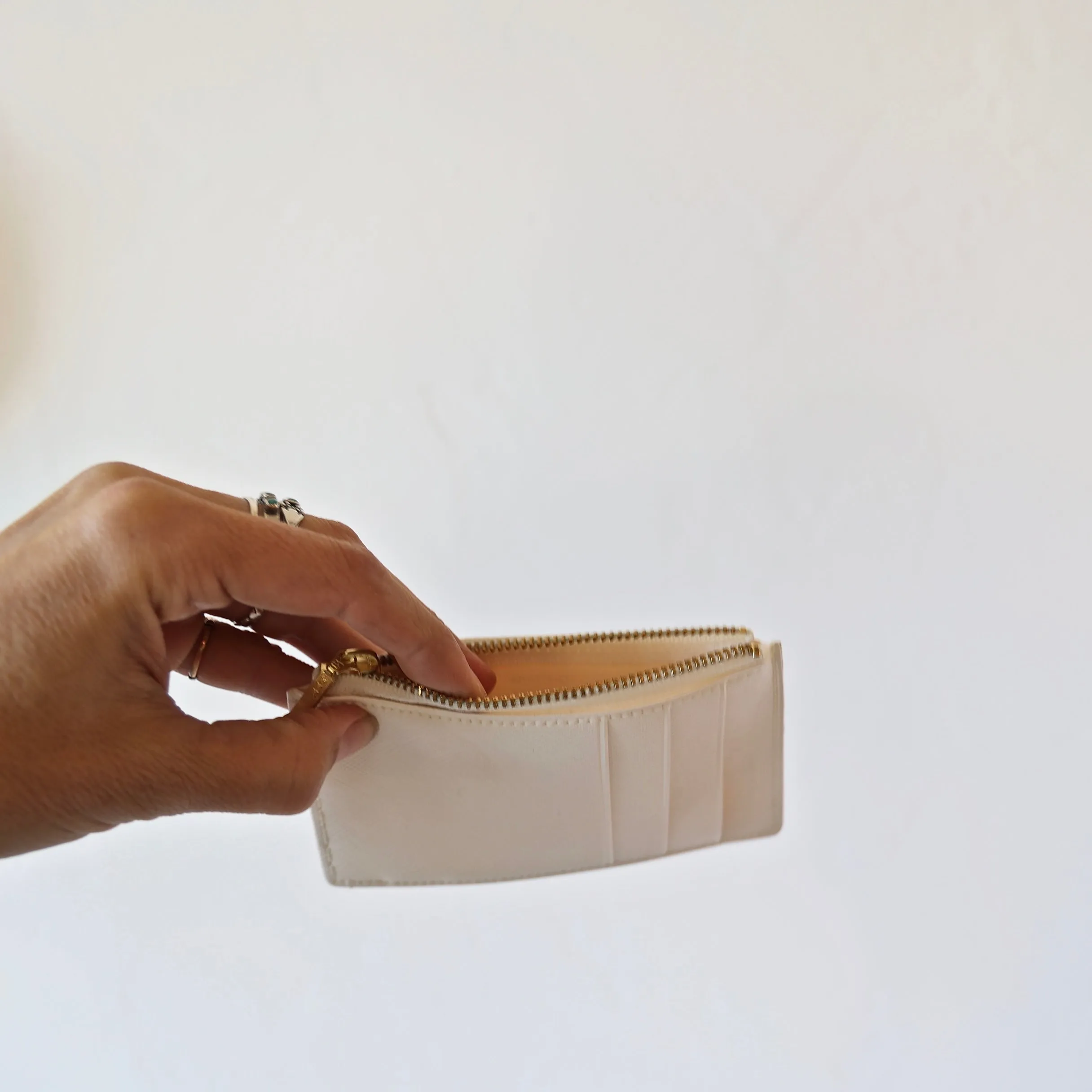 C'est Mon Tresor Zipped Card Case - 4 Colors