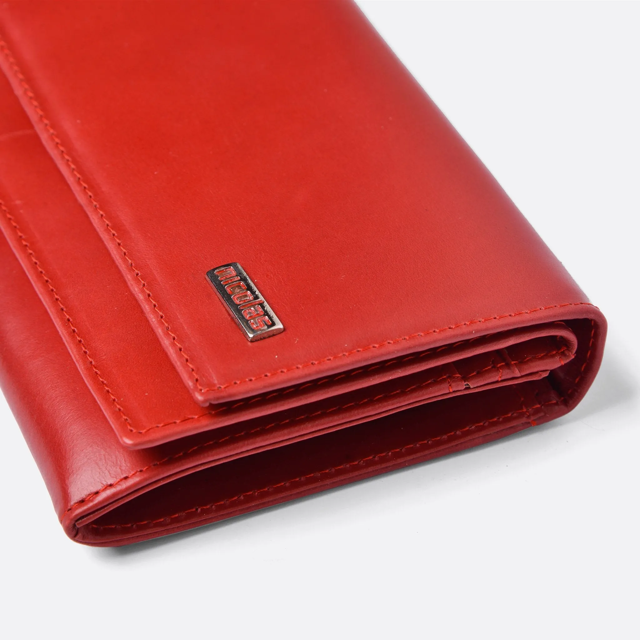 Dove - Red
