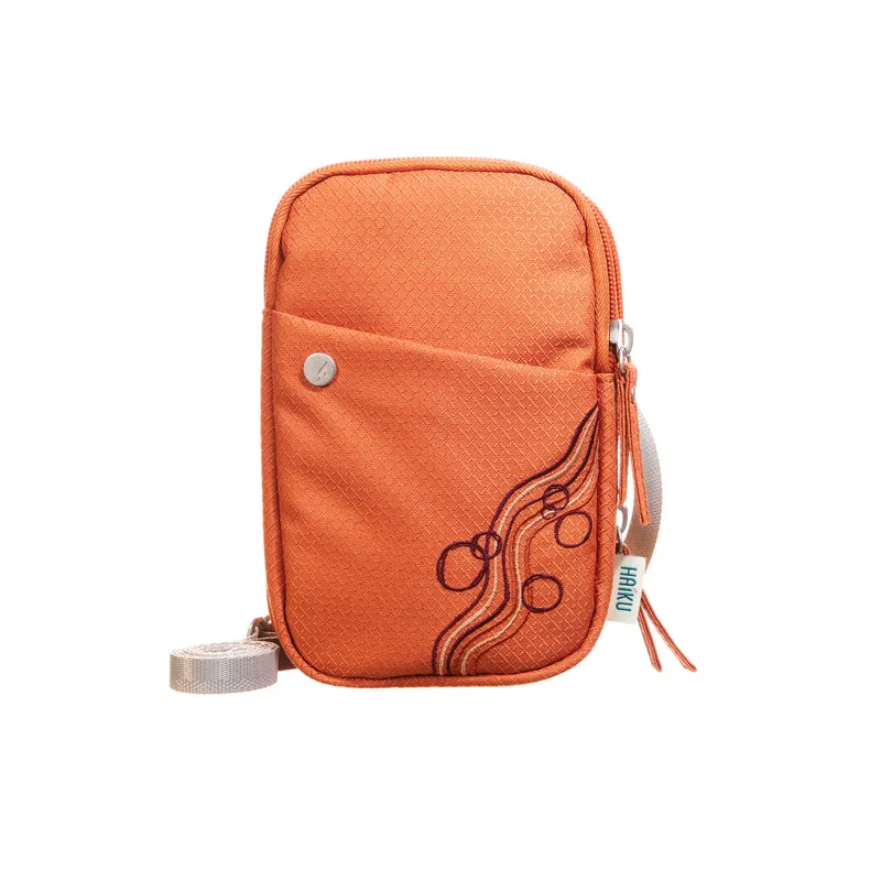 Haiku Endeavor Pouch in Rustic Clay, Rosewood, Stone Gray, Forest & Black in Bloom