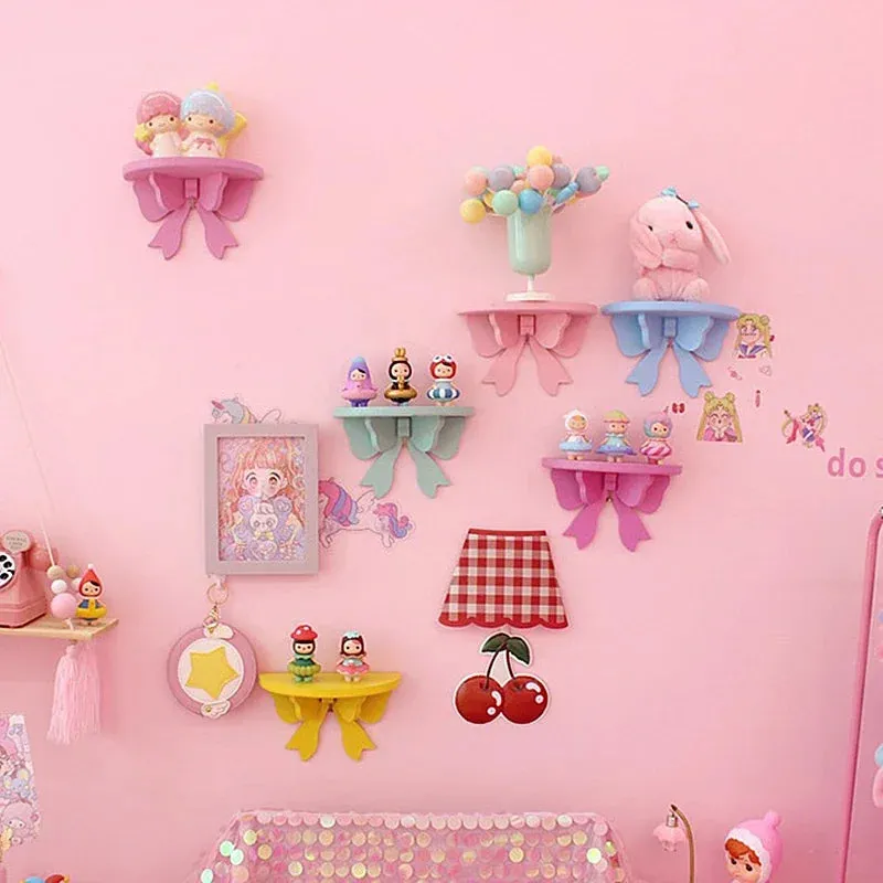 Kawaii Pink Bow Wooden Wall Shelf 🌸✨ | Cute Girly Cosmetic Rack for Heartfelt Room Decor 💖🏡