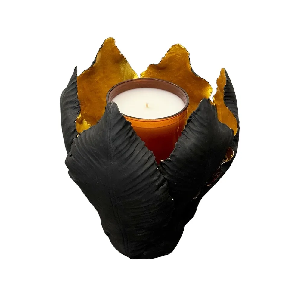 KIDDEE TAMDEE Leaf Candle Holder L - Black Gold