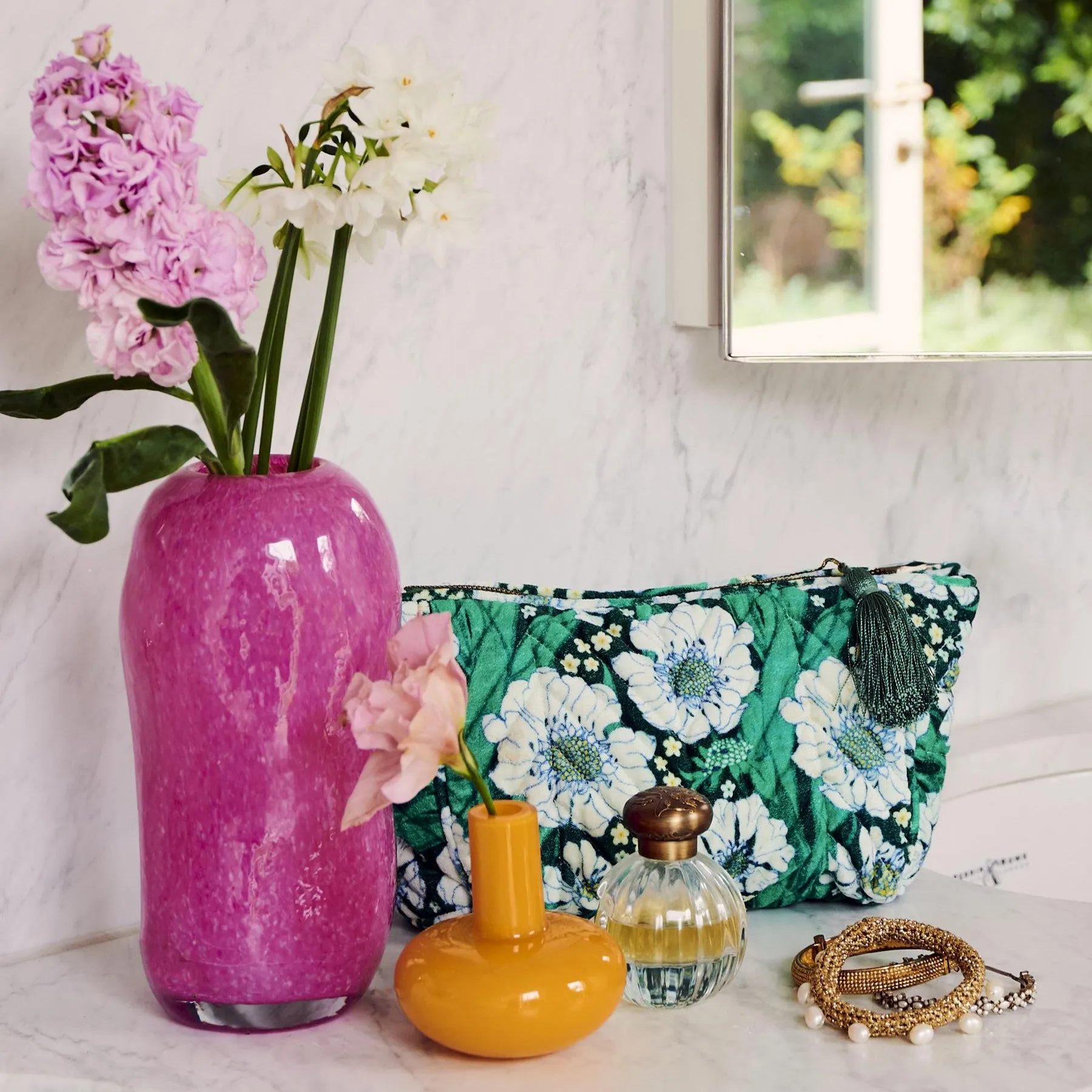 KIP & CO TUMBLING FLOWERS GREEN VELVET TOILETRY BAG