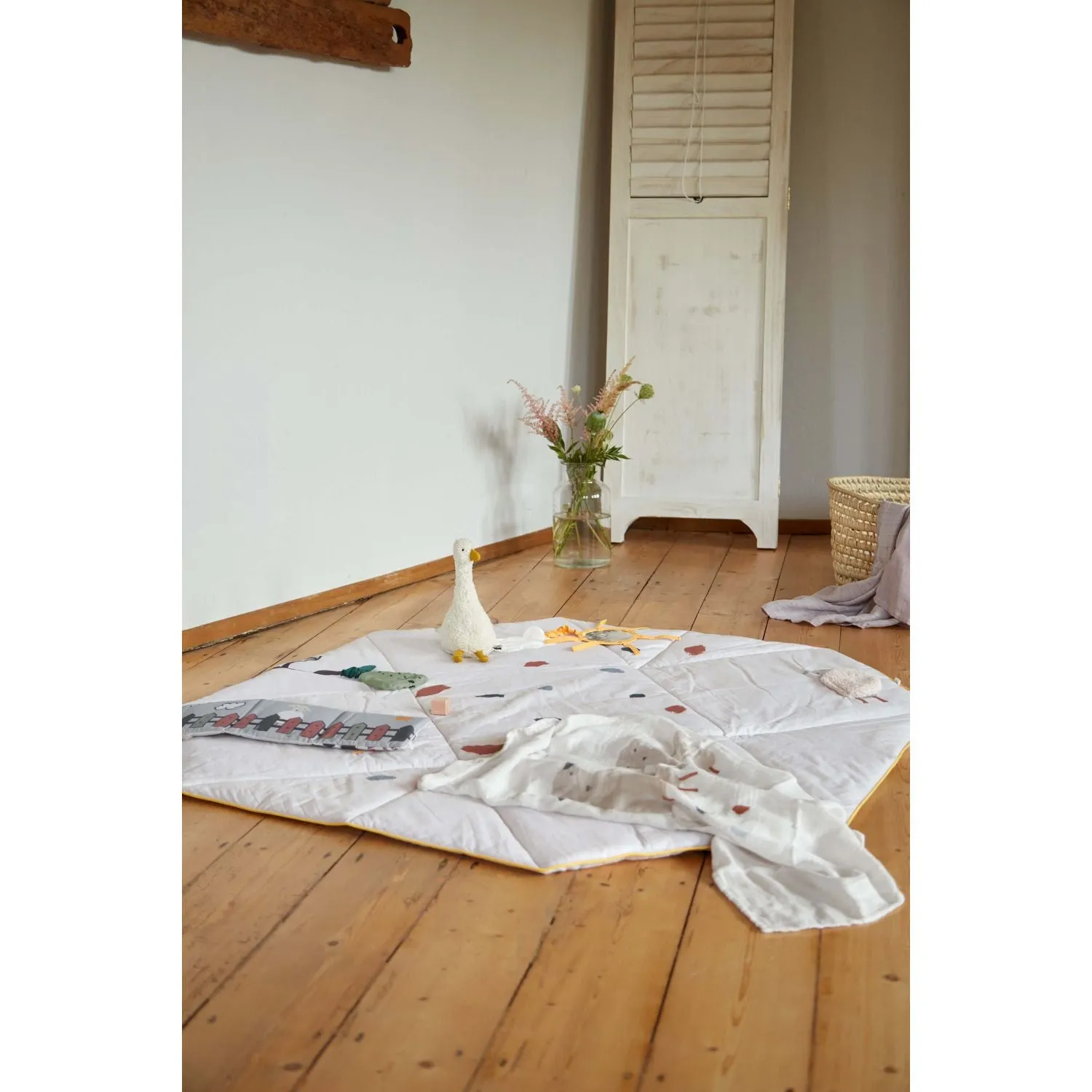 Lassig Tiny Farmer Activity Toy Blanket