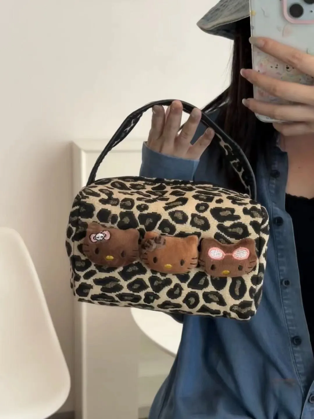 Leopard Print Niche Black-Skinned Kitty Cosmetic Bag - New Style, High-End, Large Capacity, Portable Handheld Makeup and Toiletry Storage Bag C-241128-2