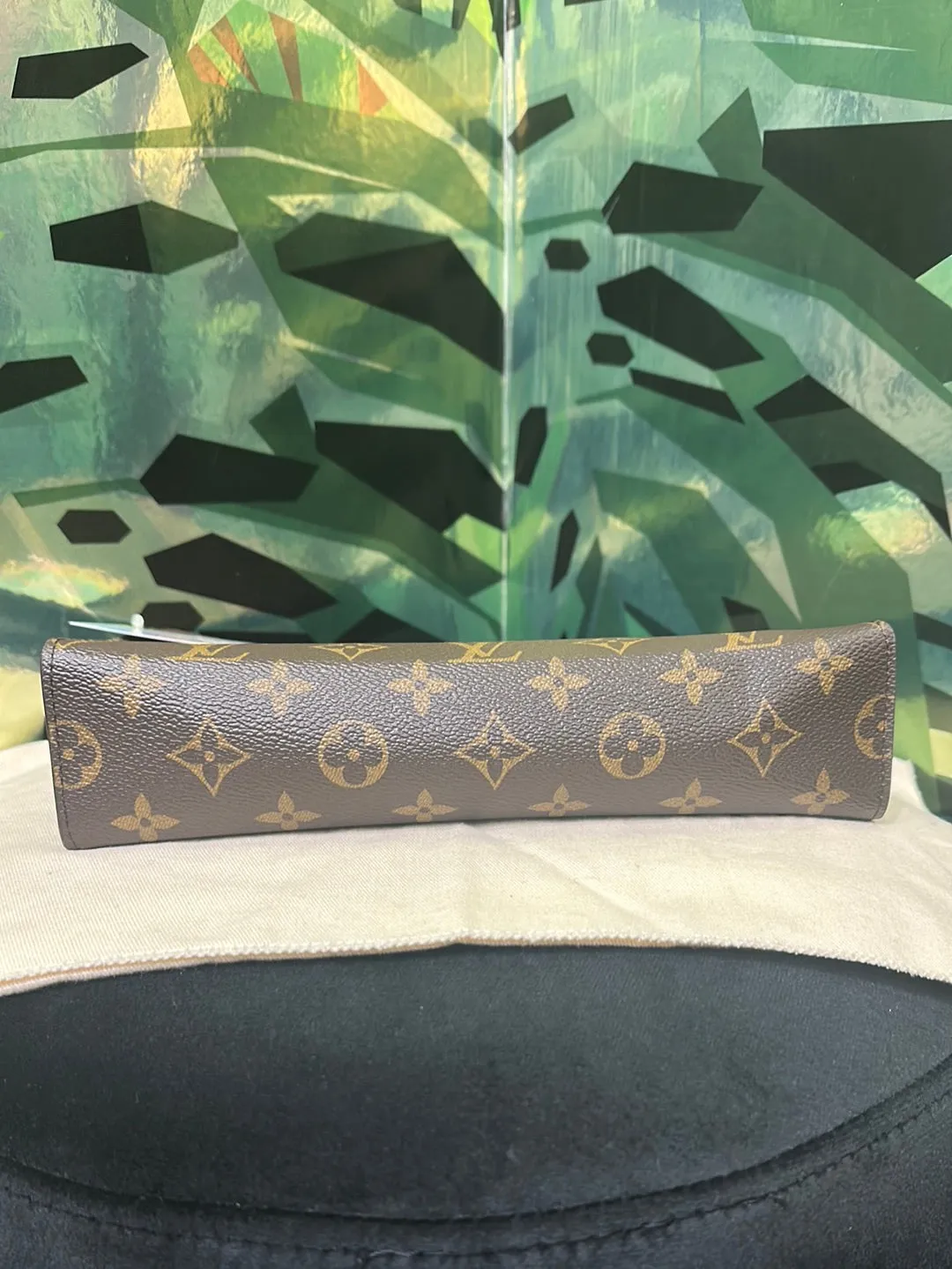 Louis Vuitton Pouchette with Black Sides 35