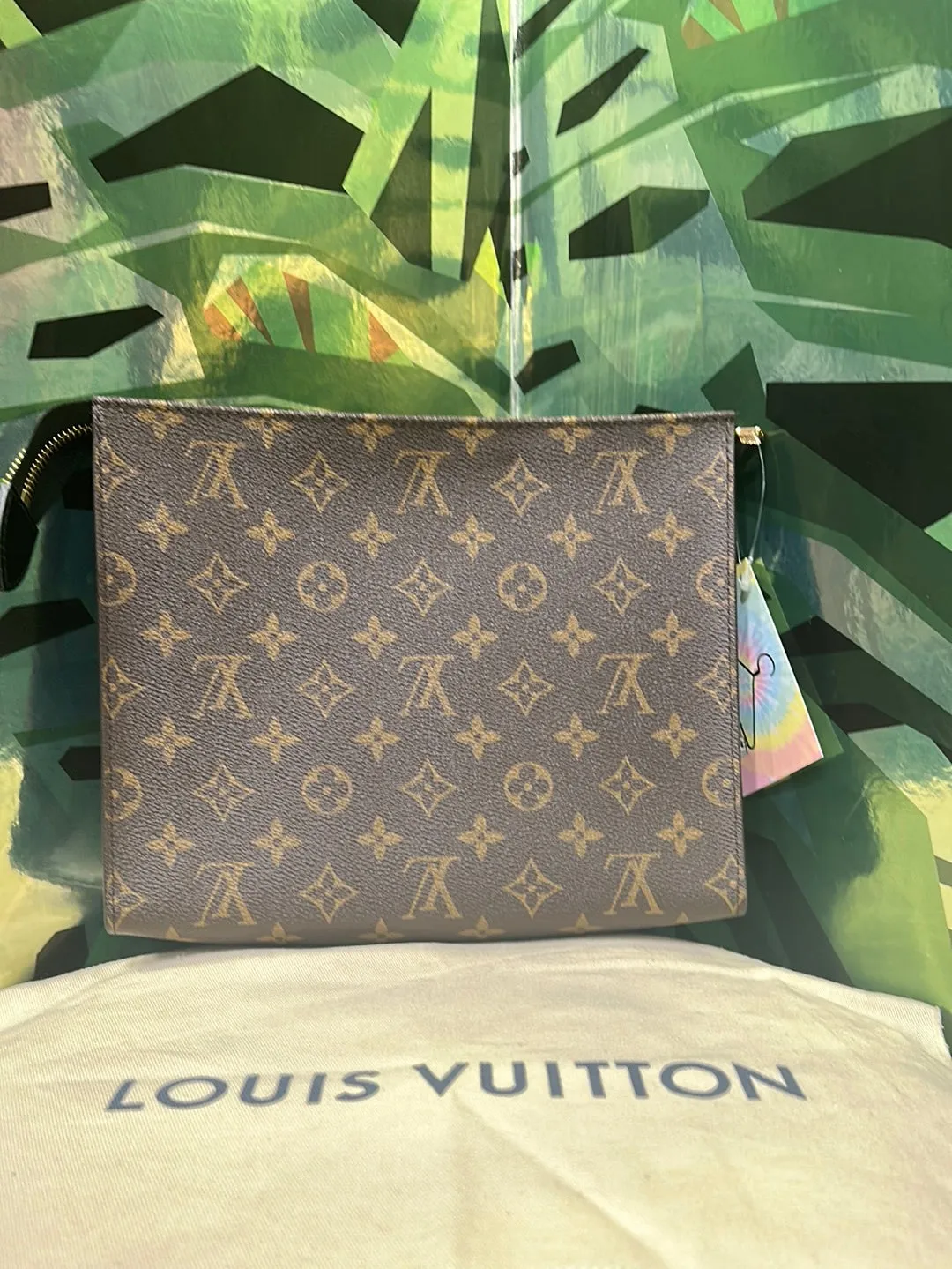Louis Vuitton Pouchette with Black Sides 35