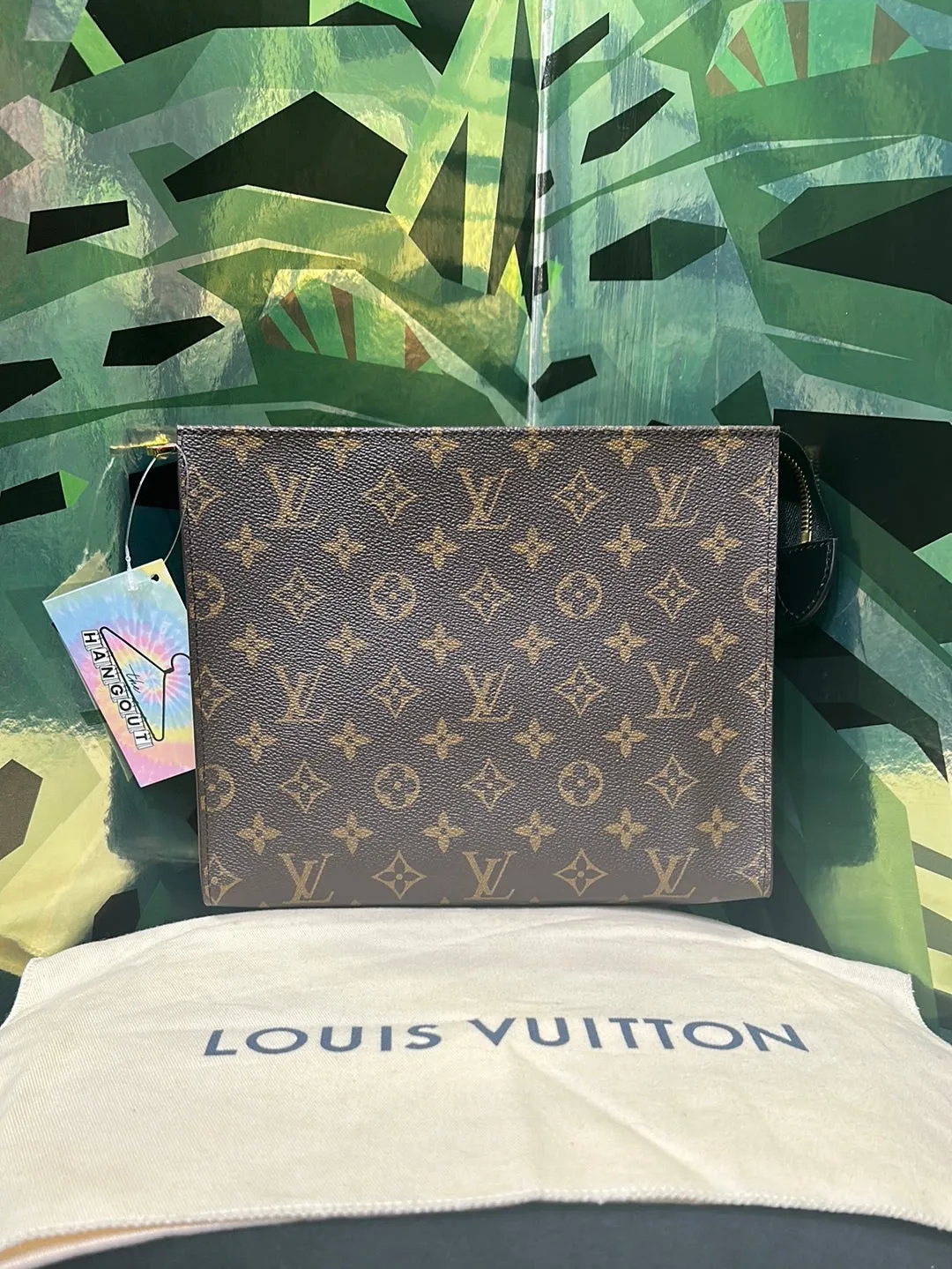 Louis Vuitton Pouchette with Black Sides 35