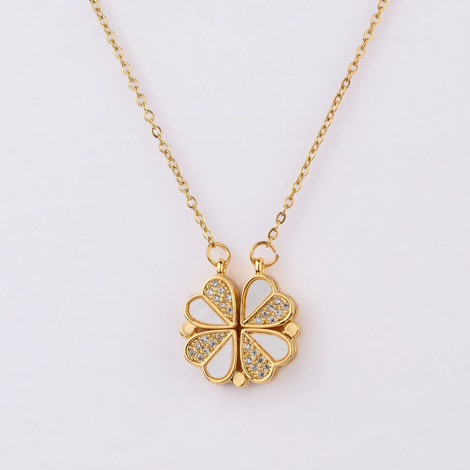 Mother of Pearl Magnetic Clover Heart Necklace