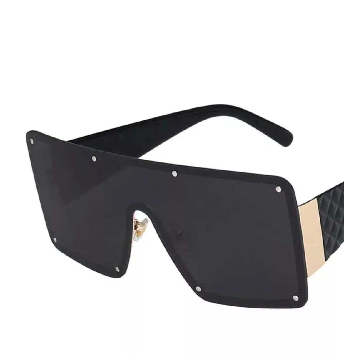 OVER SIZED DIVA SUNGLASSES