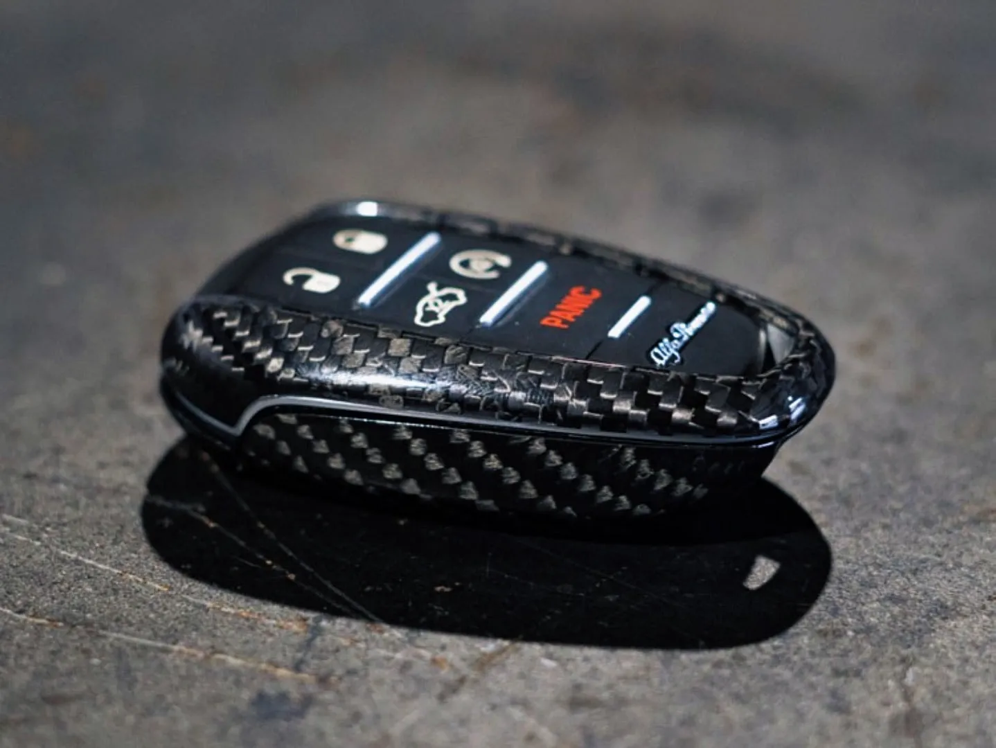 Real Carbon Fiber Alfa Romeo Key Cover