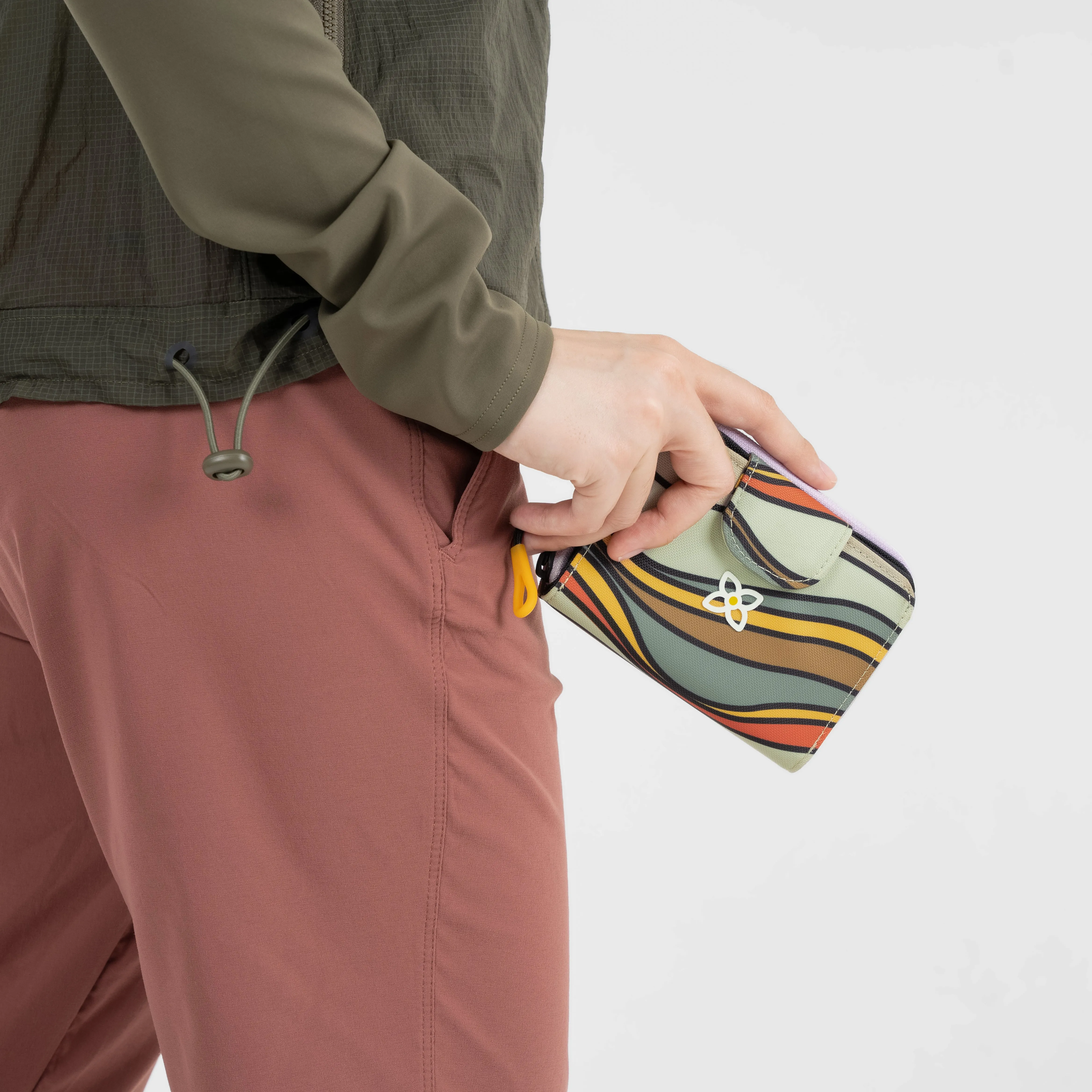 Sherpani Barcelona Zip Wallet ventura '73