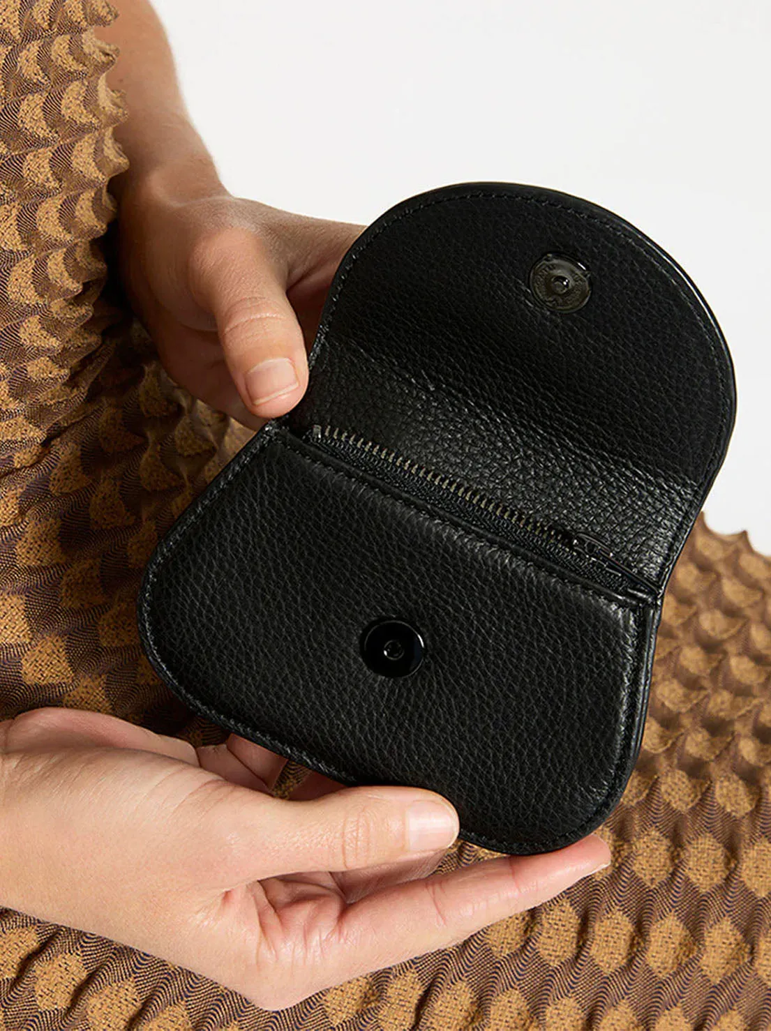 Status Anxiety - Eyes Wide Wallet - Black