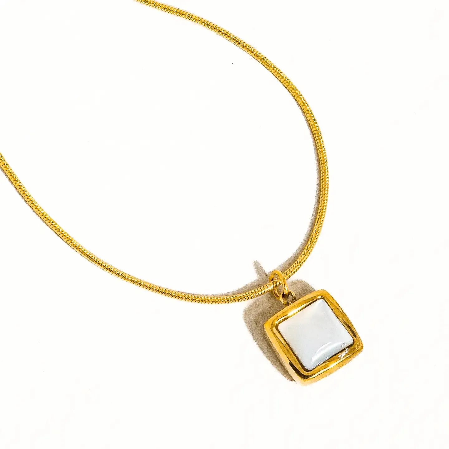 The Berenice 18K Gold Square Shell Necklace
