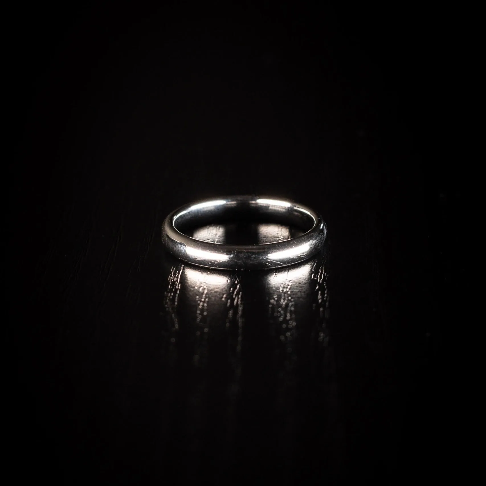 The Classic Silver - Smooth silver Tungsten Ring | Womens Ring