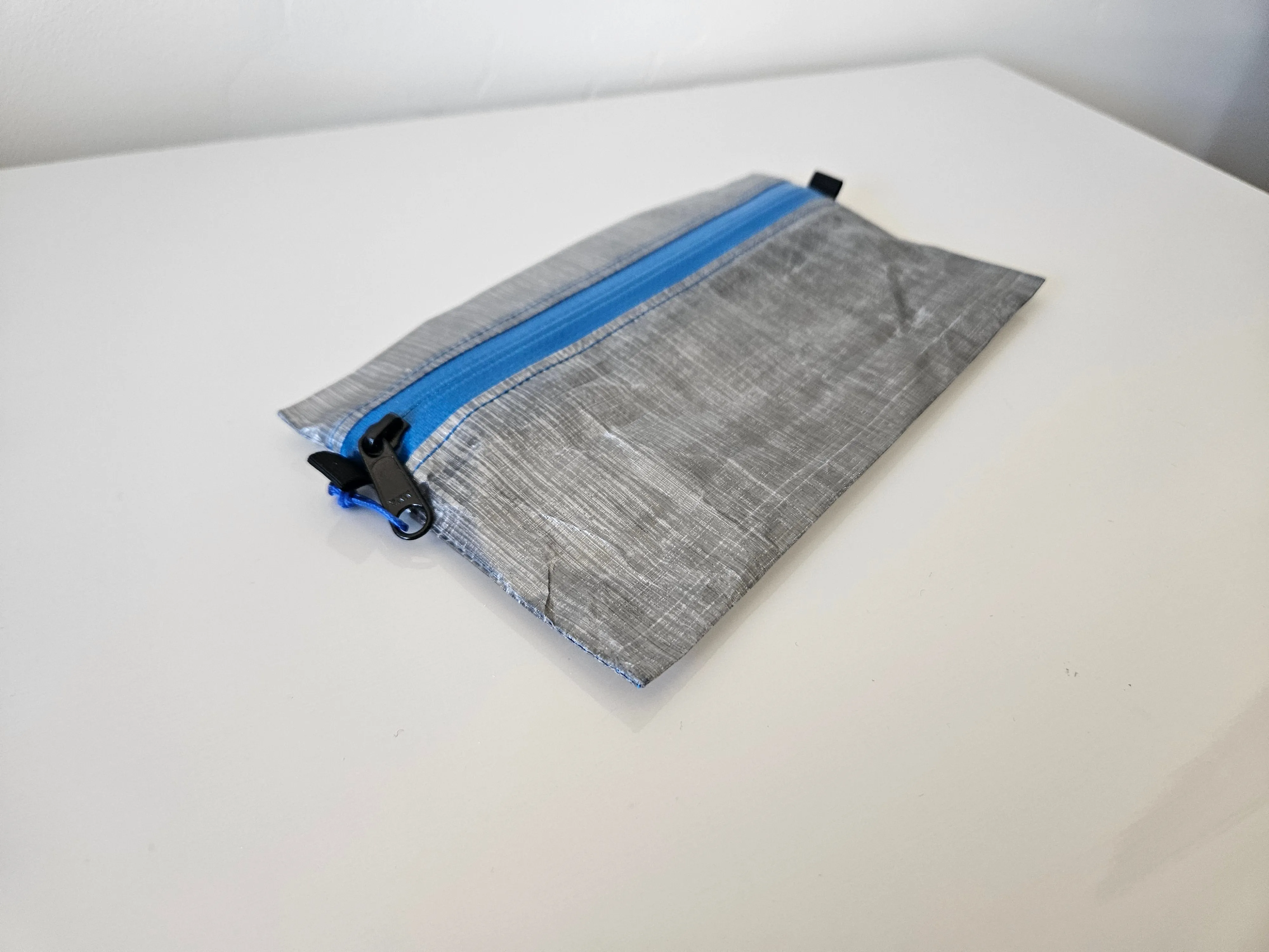 Ultralight Rectangle Zipper Pouches - Black 1.43 oz/yd Dyneema