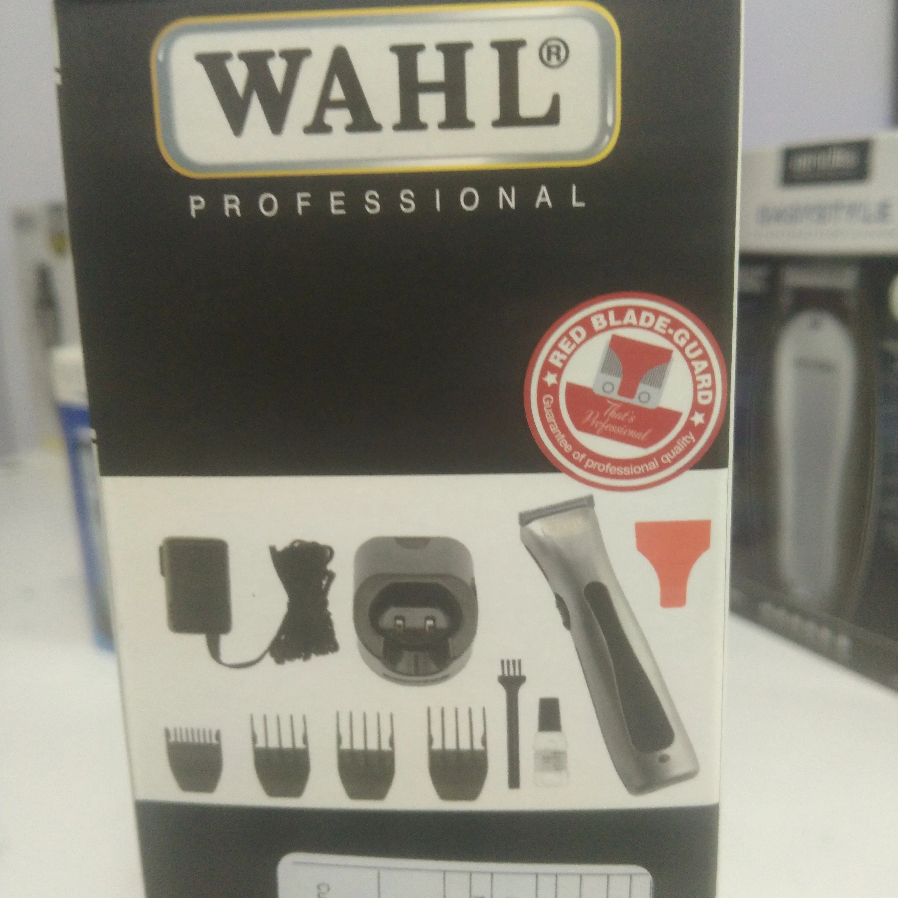 Wahl beret l-lon trimmer - new