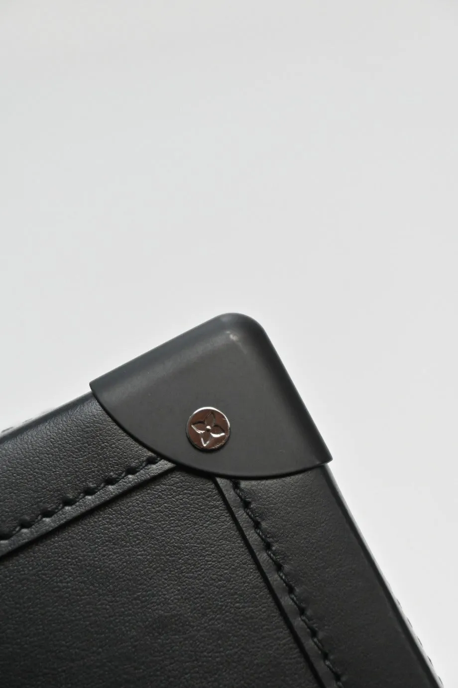 [WB5727] Louis Vuitton | Cross-Body Bag
