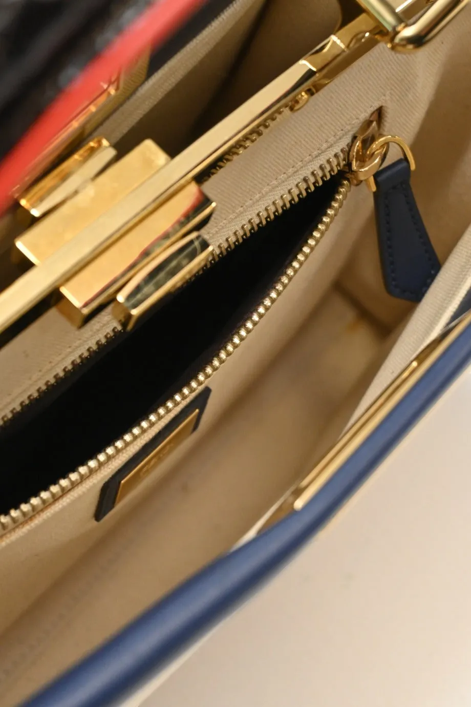 [WB5770] Fendi | Satchel