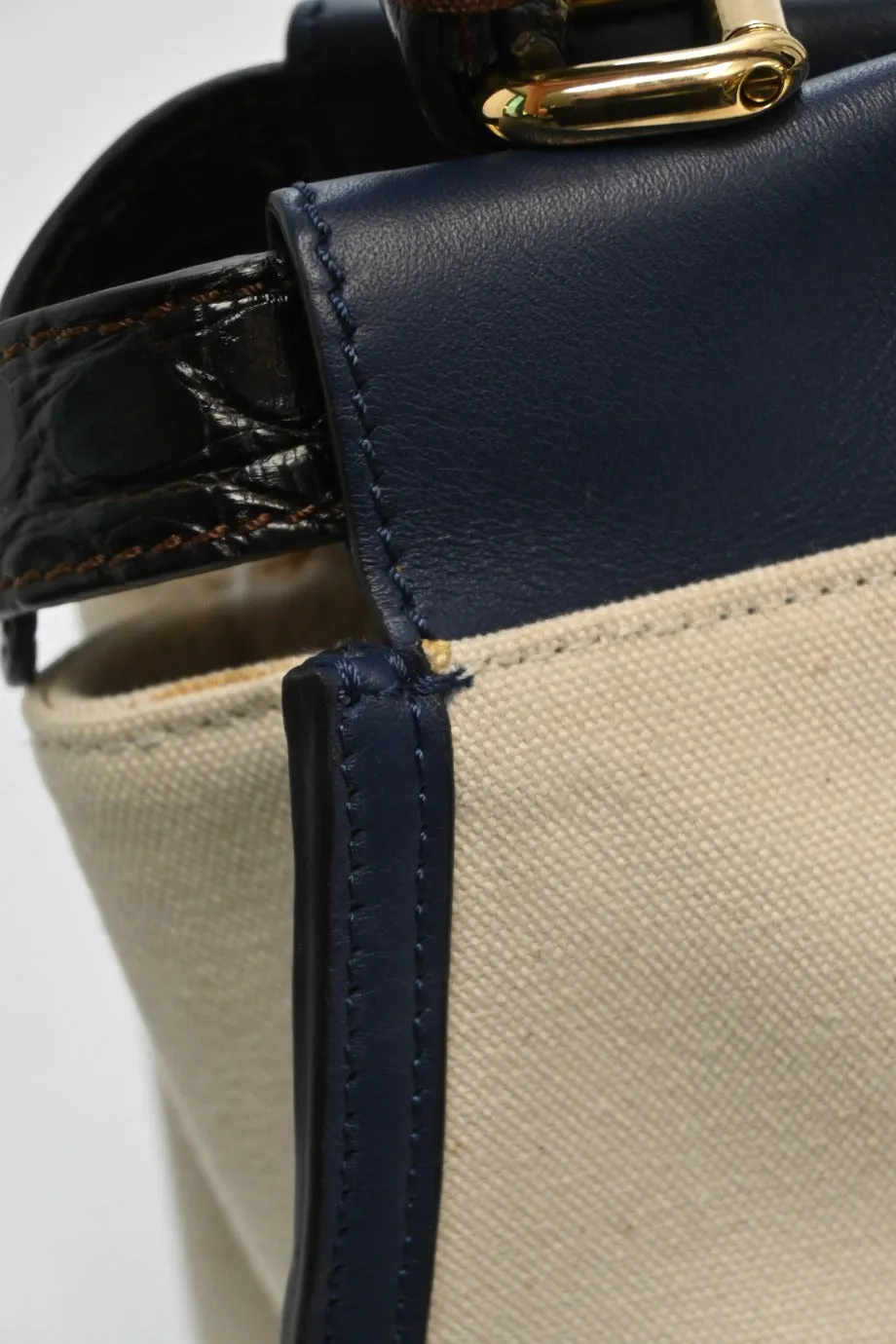 [WB5770] Fendi | Satchel