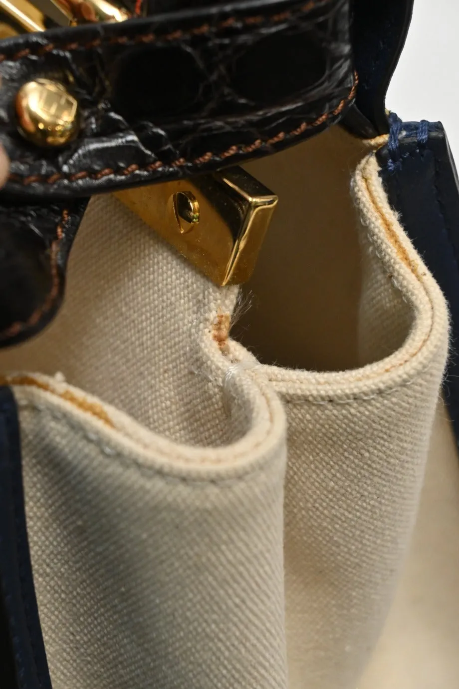 [WB5770] Fendi | Satchel