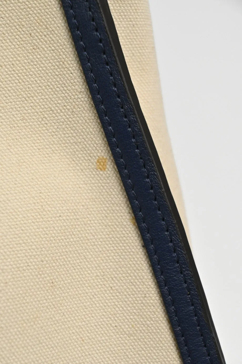 [WB5770] Fendi | Satchel