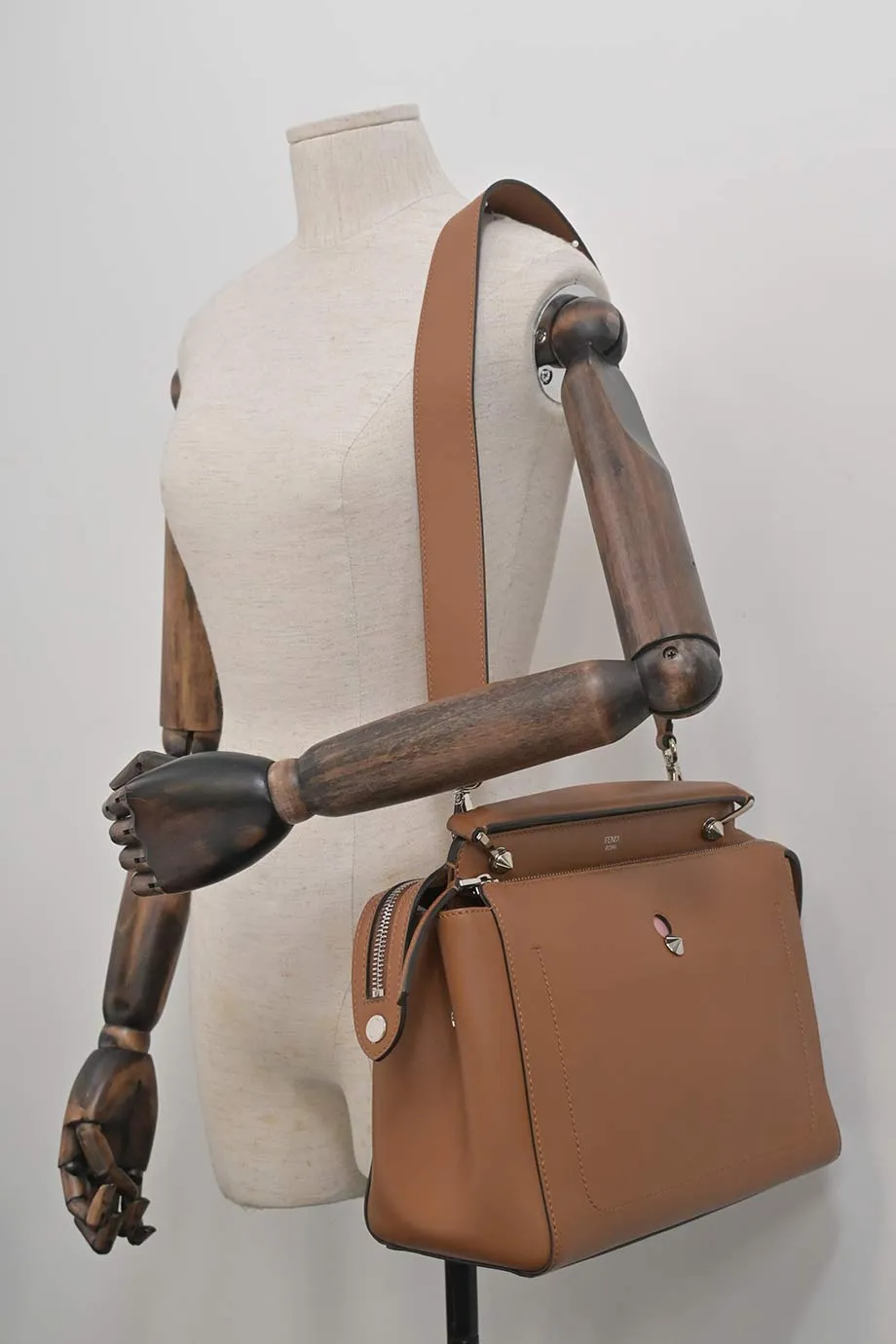 [WB6210] Fendi | Satchel