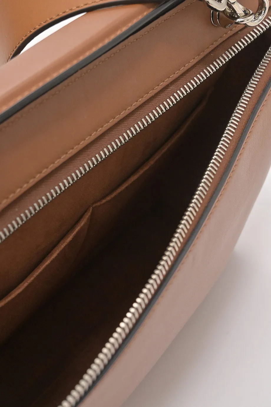 [WB6210] Fendi | Satchel